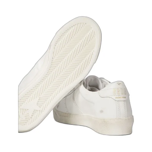 Match Star Low-Top Sneakers