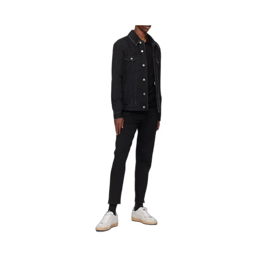 Buttoned Denim Jacket