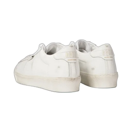Match Star Low-Top Sneakers