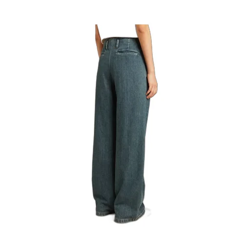 Straight-Leg Jeans