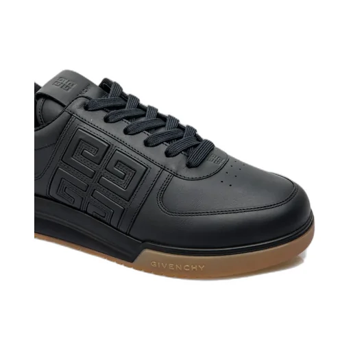 G4 Low-Top Sneakers