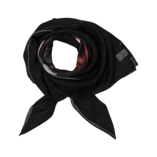 Logo Detail Scarf