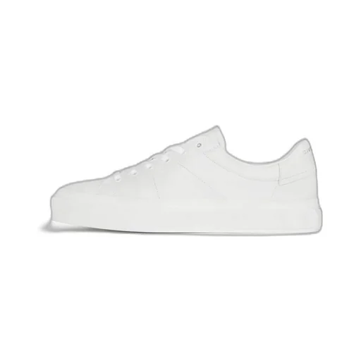 City Sport Low-Top Sneakers