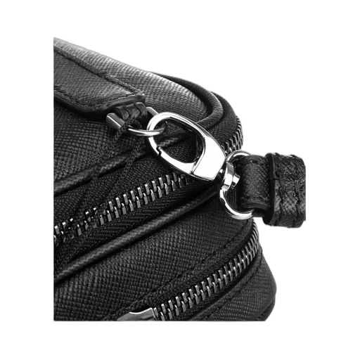 Logo Details Clutch