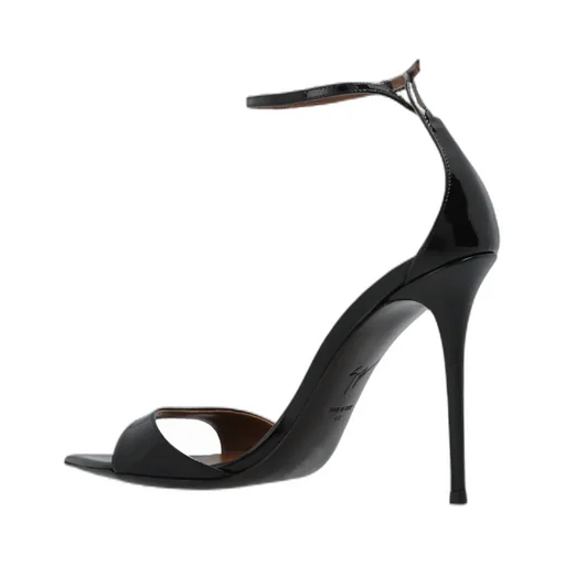 Kanda Pointed Toe Sandals