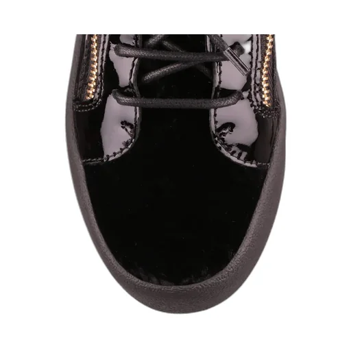 Round Head Lacing Low-Cut Casual Shoes