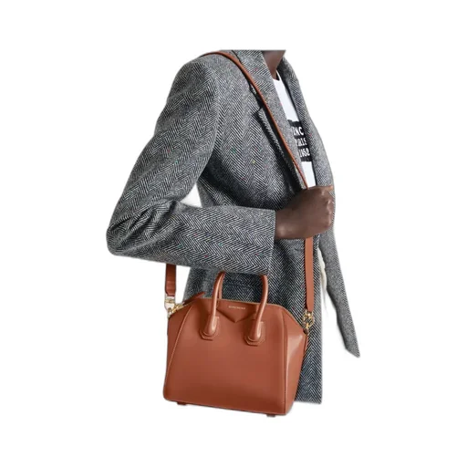 Antigona Mini Top Handle Bag