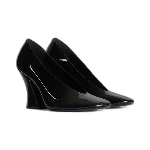 Sculpted Pumps In Patent Leather
