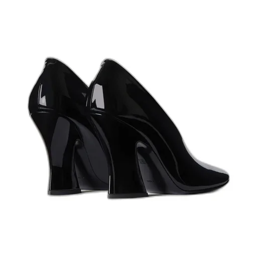 Sculpted Pumps In Patent Leather