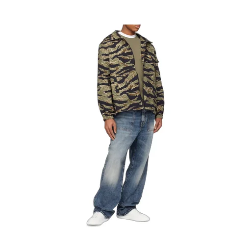 Long-Sleeved Windbreaker Jacket