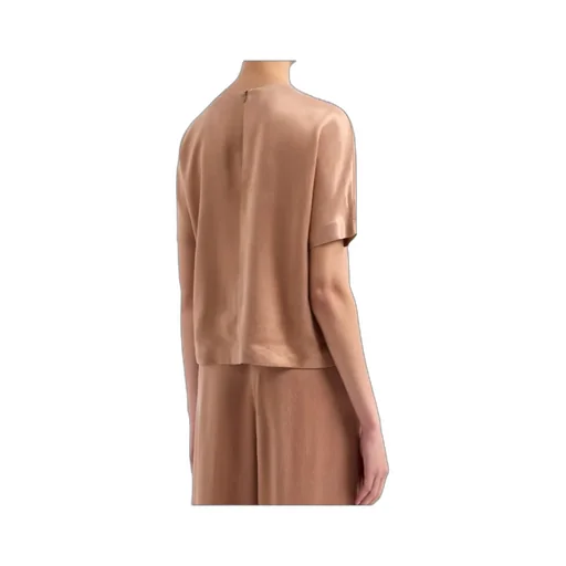Short-Sleeved Crewneck Top