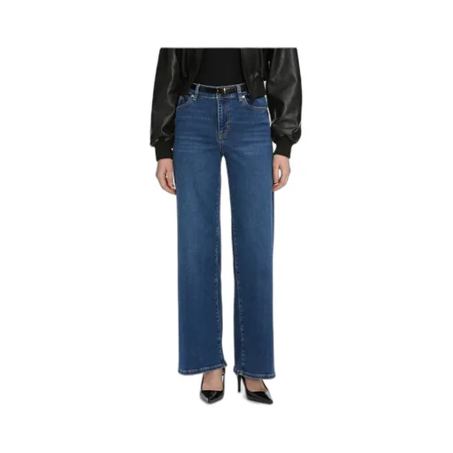 Wide-Leg Jeans