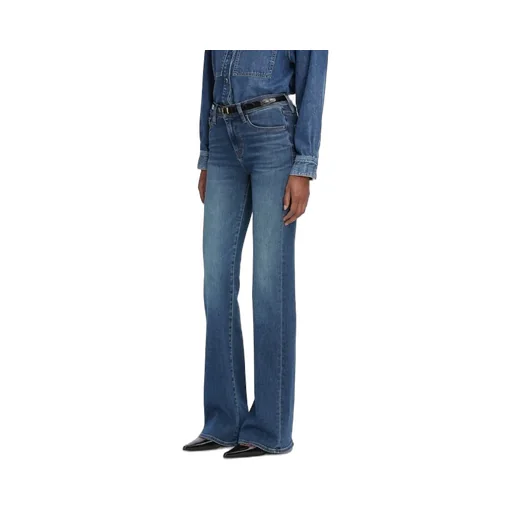 Flared Jeans