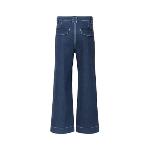 Belt-Loop Jeans