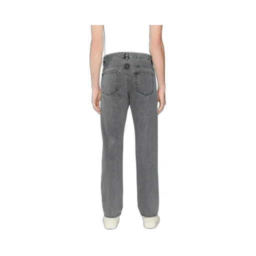 Straight Jeans