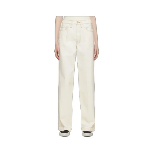 Wide-Legged Jeans