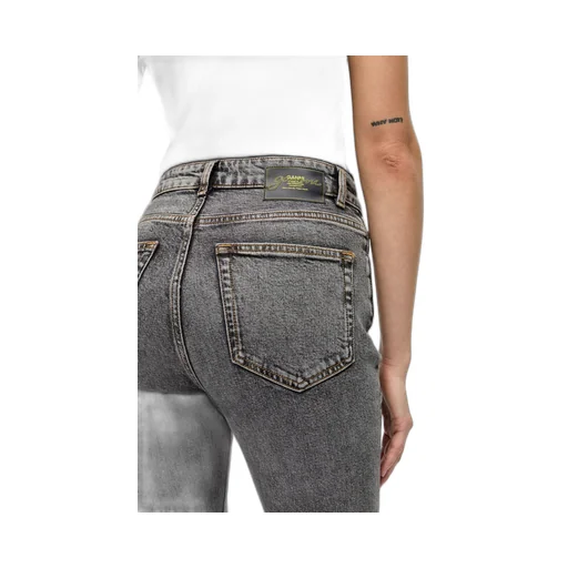 Washed Future Carri Jeans