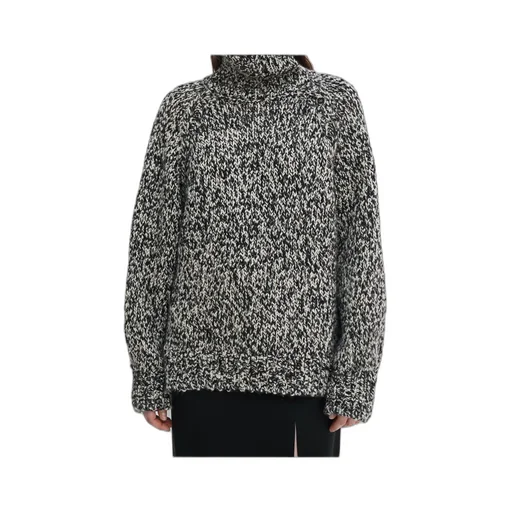 High Neck Buttoned Knitwear
