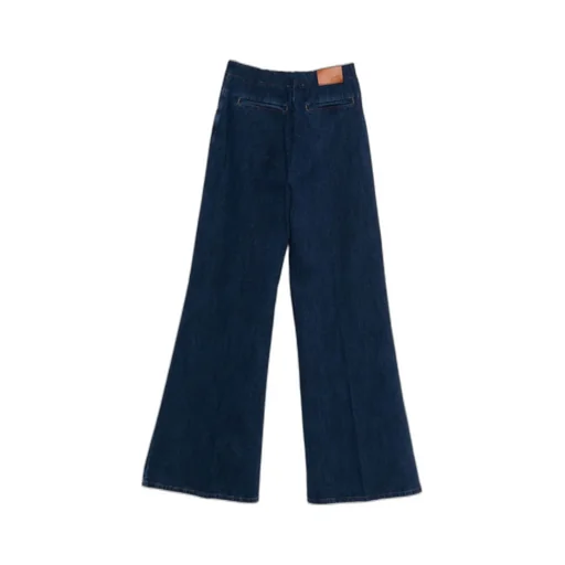 Wide-Leg Jeans