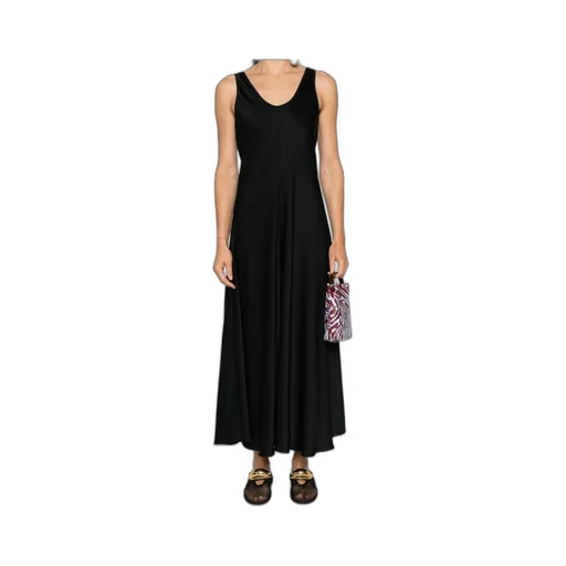 Sleeveless Dress