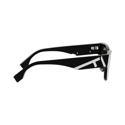 Cat-Eye Frame Sunglasses