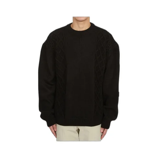 Round Neck Long-Sleeved Sweater