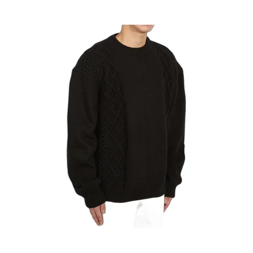Round Neck Long-Sleeved Sweater