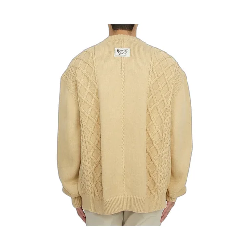 Round Neck Long-Sleeved Sweater