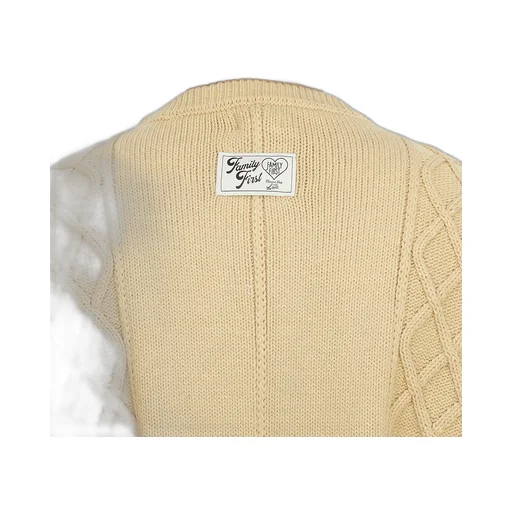 Round Neck Long-Sleeved Sweater