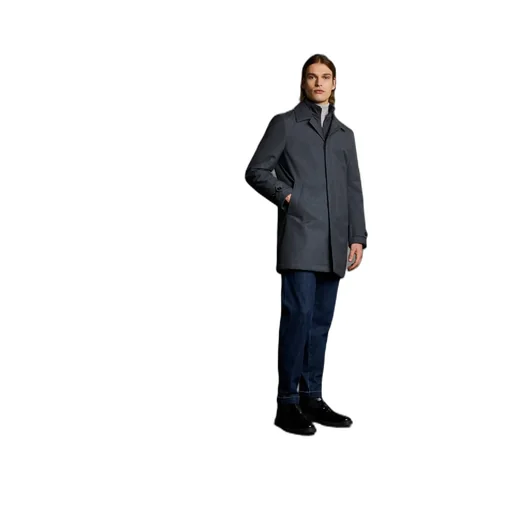 Long-Sleeved Windbreaker