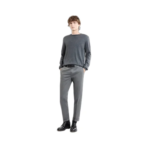 Long-Sleeved Round-Neck Jumper