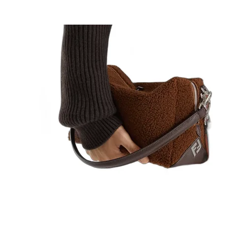 Lui Medium Shoulder Bag