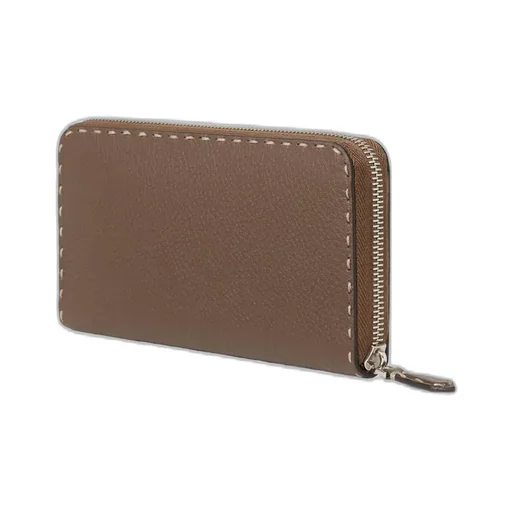 Selleria Wallet With 164 Hand-Sewn Topstitches