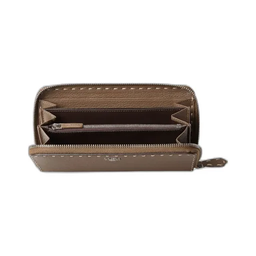 Selleria Wallet With 164 Hand-Sewn Topstitches