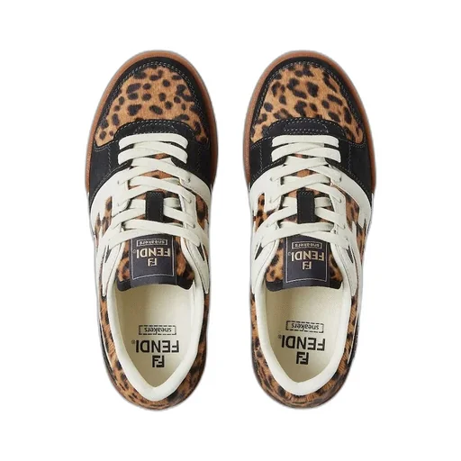Match Low-Top Sneakers