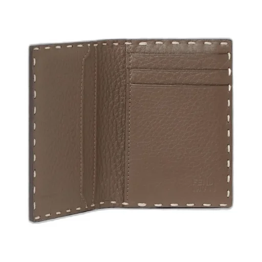 Selleria Card Holder With 104 Hand-Sewn Topstitches