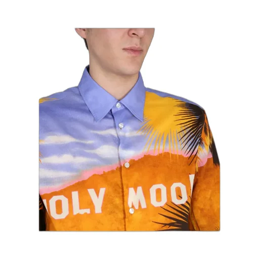 Short-Sleeved Buttoned Shirt