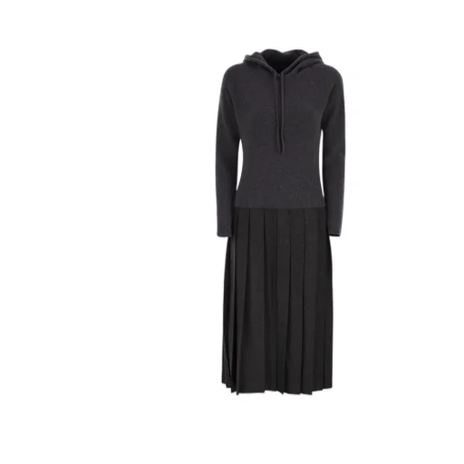 Hooded Ribbed Pleated Dress