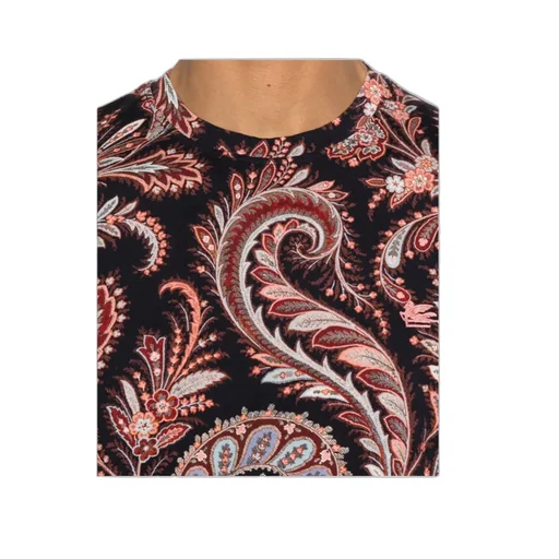 Short-Sleeved T-Shirt