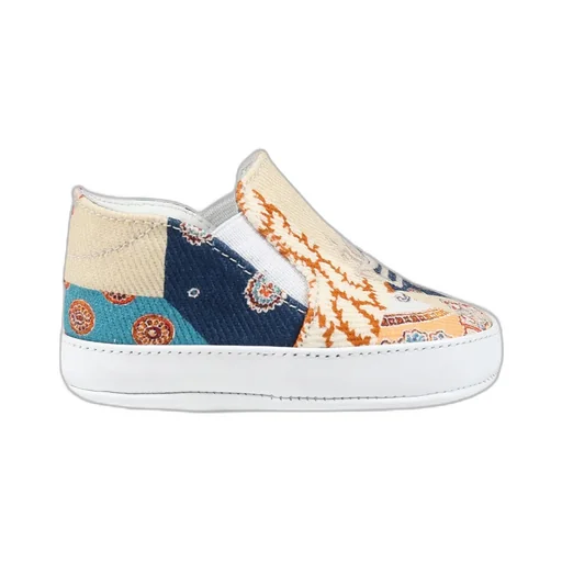 Casual Shoes