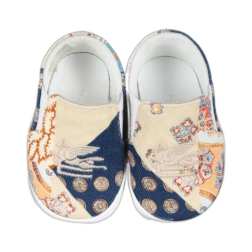 Casual Shoes