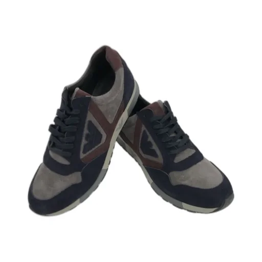 Logo Details Casual Sneakers