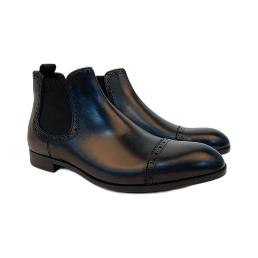 Logo Boots