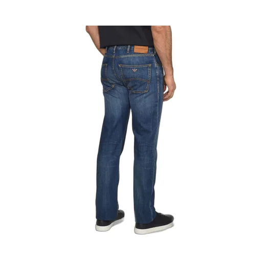 Straight Jeans