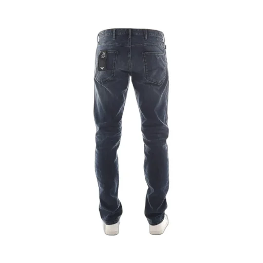 Straight Cut Jeans