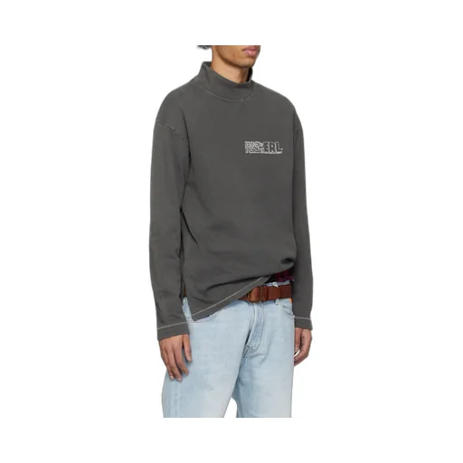 Long-Sleeved T-Shirt