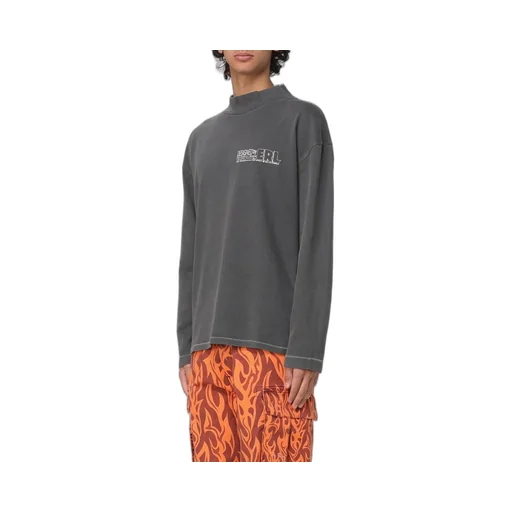 Long-Sleeved T-Shirt