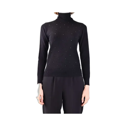 High-Neck Long-Sleeved Sweater