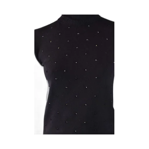 High-Neck Long-Sleeved Sweater