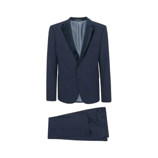 Long-Sleeved Suit